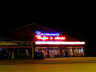 Wan Sheng Chinois Gourmet outside