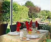 El Jardin inside