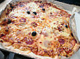 Pizza Du Bourg food