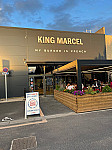 King Marcel Aubiere outside