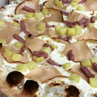 C Pizza Au Feu De Bois Montmagny food