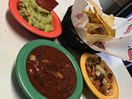 El Paraiso Mexican Cuisine food