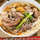 Bún Bò Huế Bé Mai food