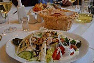 Akropolis food