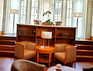 Park Lounge inside