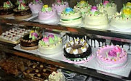 Syamala Cakes & Cookies food