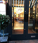 Cote Brasserie Dorking outside