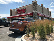 Freddy's Frozen Custard & Steakburgers outside