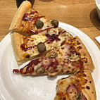 Pizza Hut food