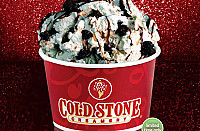 Cold Stone Creamery outside