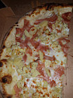 Pizza Ostorea Iii food