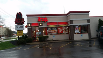 Arby's outside