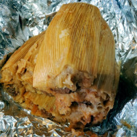 Lizs Tamale House food