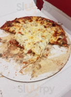 Mug's Pizza And Ribs Of Melrose Park food