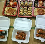 Gimbap Tom Kin food