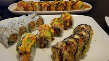 Sushi Fever food