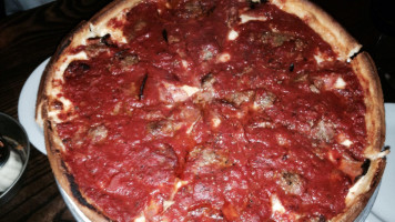 Patxi's Pizza food