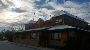 Texas Roadhouse outside