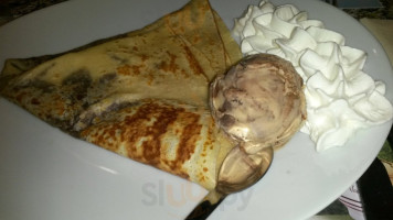 Les Crepes De Papy food