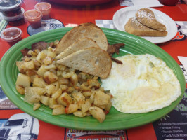 Ham N Eggers Diner food