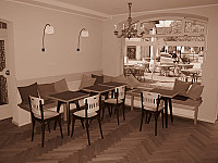 Konditorei-Cafe Marquart inside