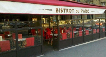 Bistrot du Parc outside