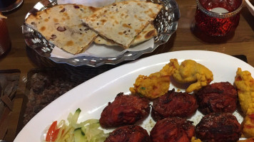 Tandoor Restaurant food