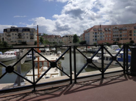 La Taverne Des Rois food