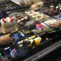 Kneaders Bakery Cafe food