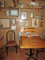 Ruben's New Mexican inside