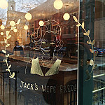 Jack's Wife Freda Carmine Street outside