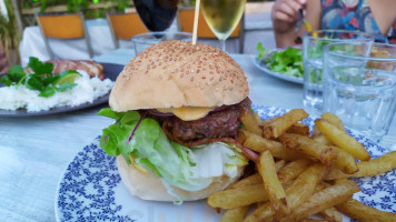 Auberge De L'abbaye, NouaillÉ Maupertuis food