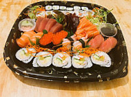 Japas Sushi food