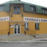 Vendéglő A Három Tölgyfához Kint