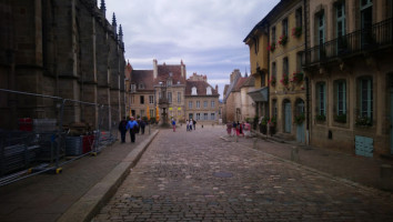 Flunch Dijon Quetigny food