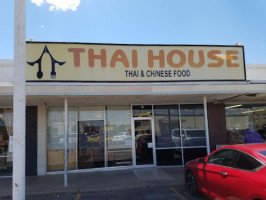 Thai House Thai Chinese Food outside