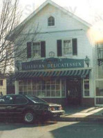 Millburn Deli outside