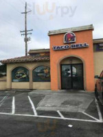 Taco Bell outside