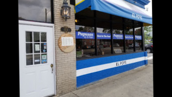 El Pope Latin American Cuisine outside