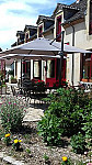 Auberge De Saint-Aubin inside