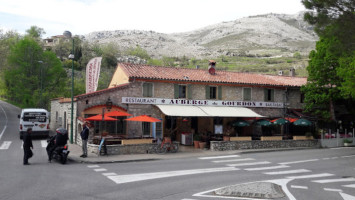 Auberge De Gourdon outside