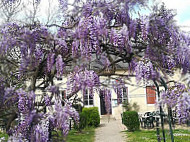 Auberge De Montigny food