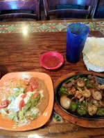 Los Portales Mexican food