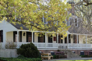 Christiana Campbell's Tavern-colonial Williamsburg outside