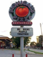 Monical's Pizza Of Olney outside