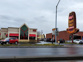 Arby's outside