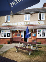 White Horse Inn inside