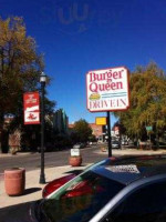 Burger Queen outside