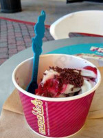 Menchie's Frozen Yogurt food