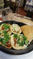 Los Ninos Taqueria food